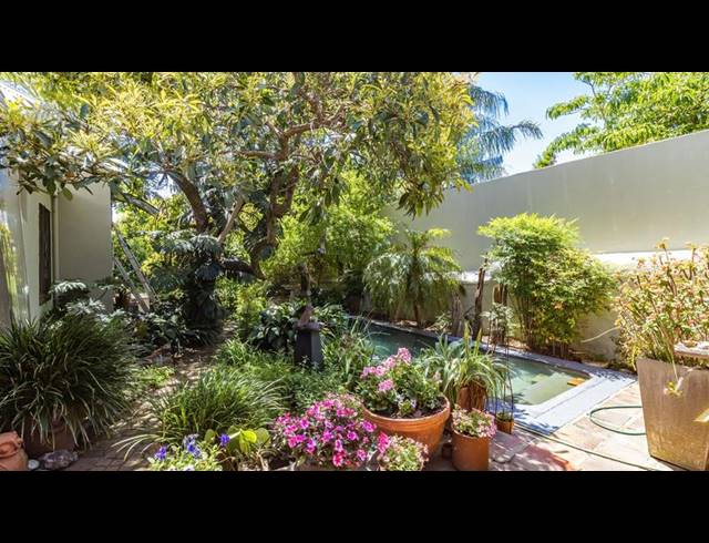 5 BEDROOM HOUSE FOR SALE IN PAARL CENTRAL WEST